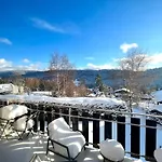 Grand Cosy, Sauna & Vue De Reve Chalet *