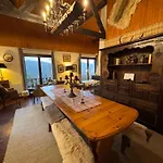Grand Cosy, Sauna & Vue De Reve シャレー